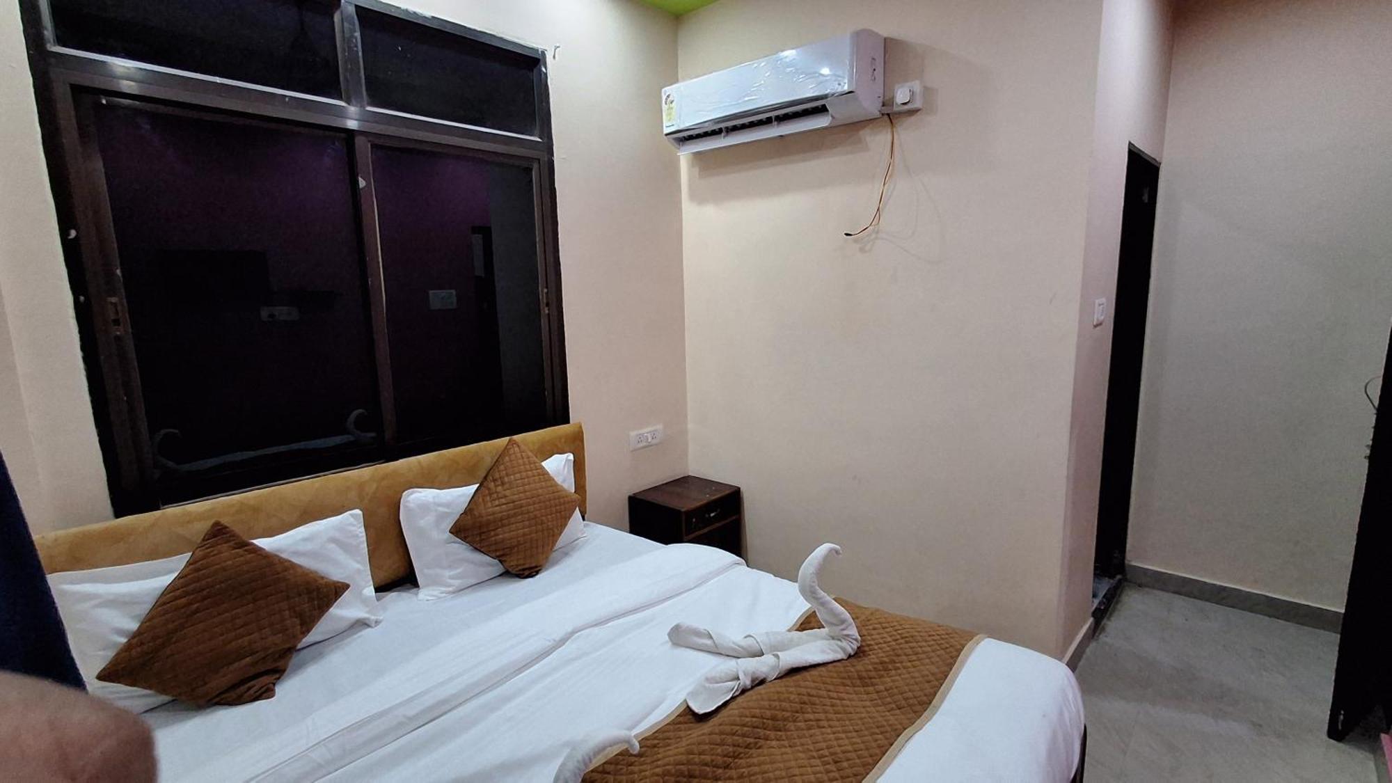 Shree Balaji Paying Guest House Varanasi Exterior foto